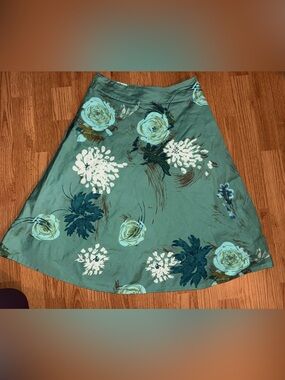 Odille Anthropologie women’s Floral Skirt Green Sz 4 Cottage preppy forest fairy